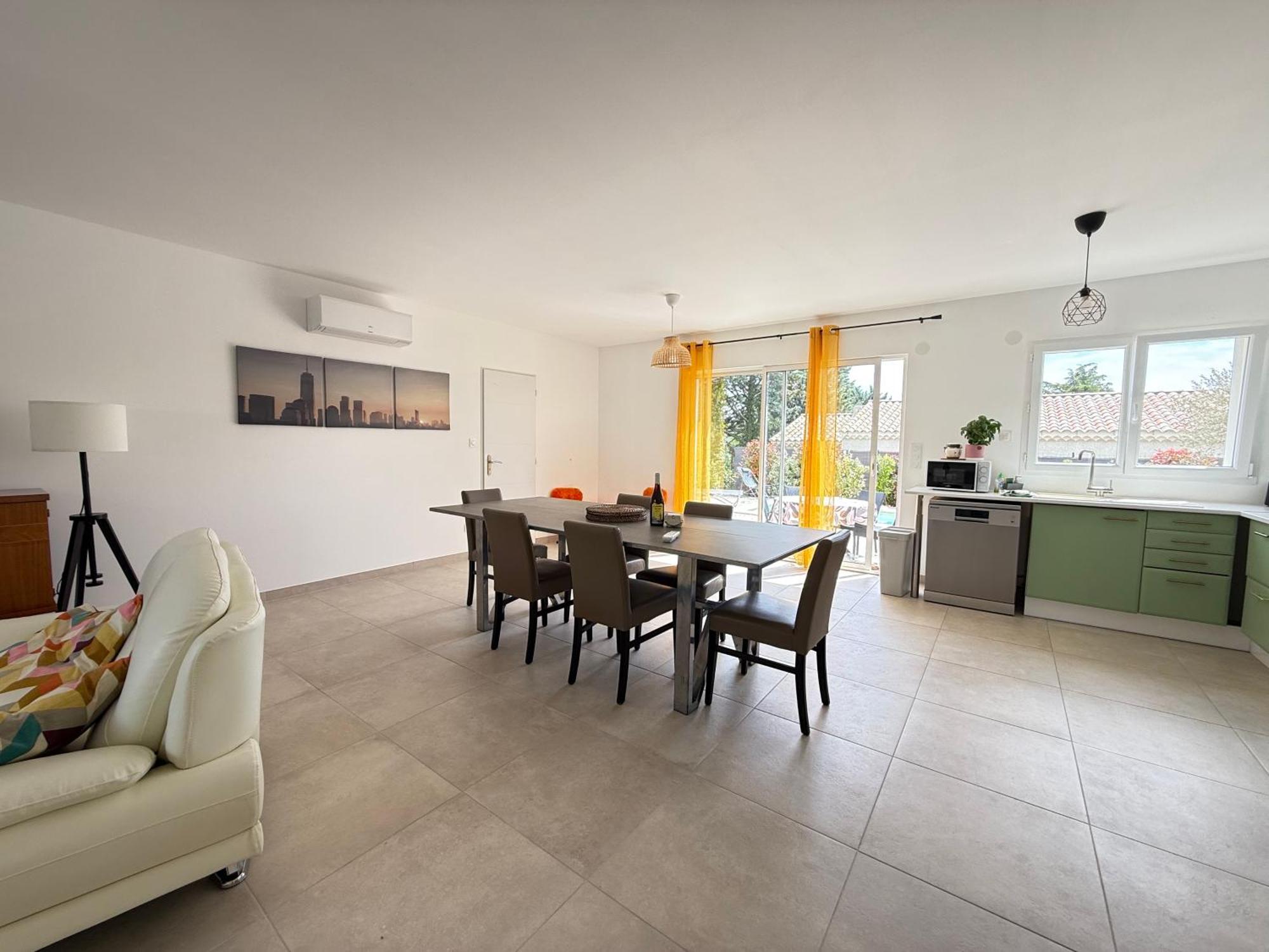 Santa - Piscine - Wi-fi - Proche Ventoux - Ideal Cyclistes Villa *